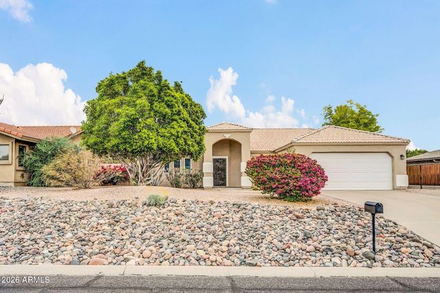 16916 E Alamosa Avenue, Fountain Hills, AZ 85268