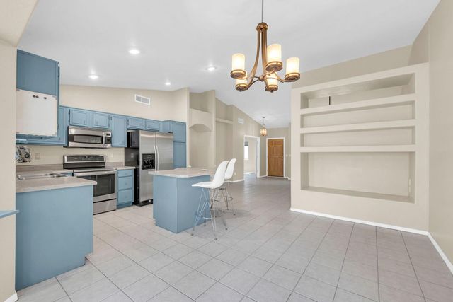 16916 E Alamosa Avenue, Fountain Hills, AZ 85268