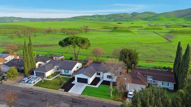 1832 Elkwood Dr, Concord, CA 94519