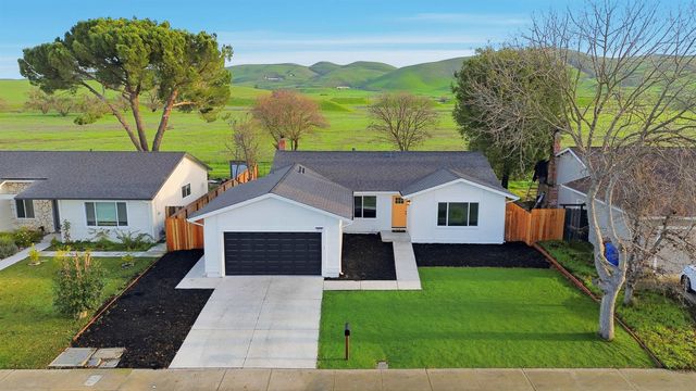 1832 Elkwood Dr, Concord, CA 94519