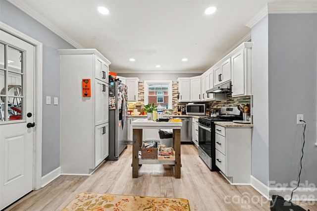 855 W Marion Street, Shelby, NC 28150