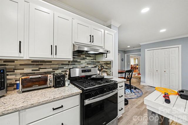 855 W Marion Street, Shelby, NC 28150