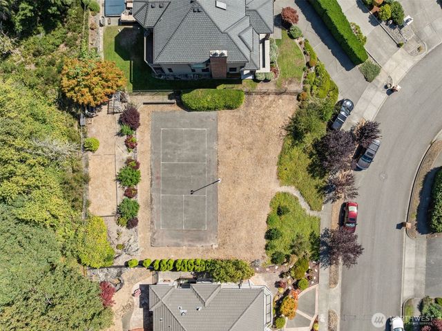 6723 N Parkview Lane, Tacoma, WA 98407