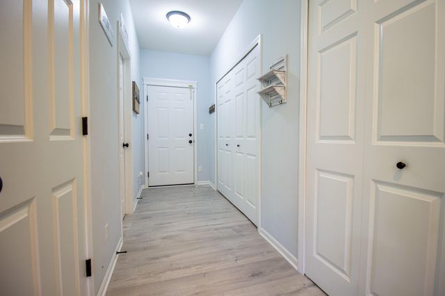 237 Cessna Drive, Chesterton, IN 46304