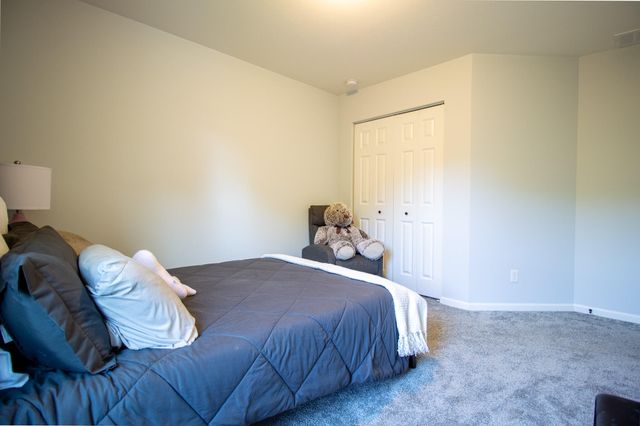 237 Cessna Drive, Chesterton, IN 46304