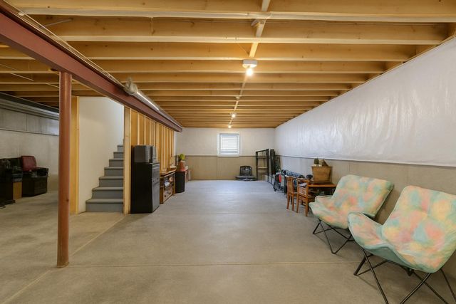 237 Cessna Drive, Chesterton, IN 46304