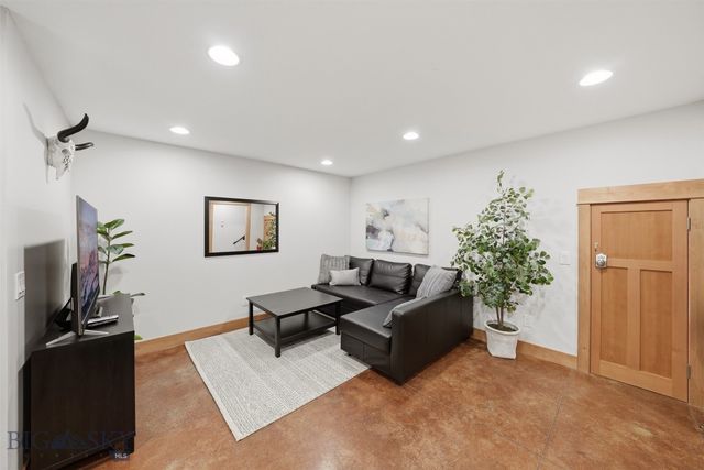 309 N Black Avenue, Bozeman, MT 59715