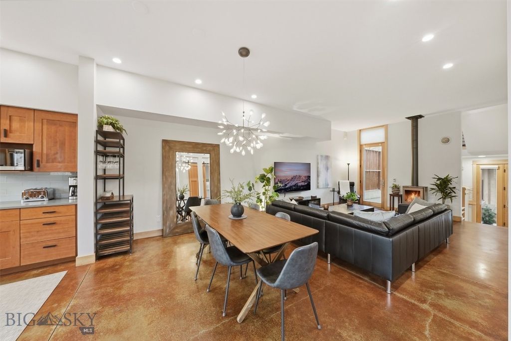 309 N Black Avenue, Bozeman, MT 59715