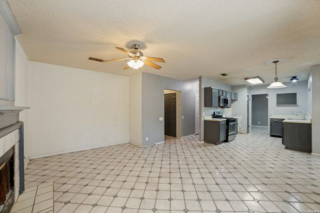 11606 Barrow, San Antonio, TX 78253