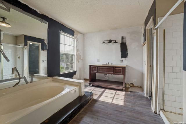 11606 Barrow, San Antonio, TX 78253