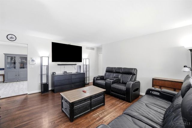 3386 Rodeo Court, Cincinnati, OH 45211