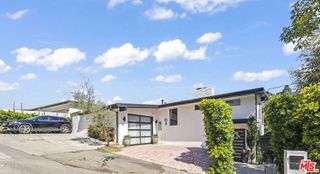 6335 Grape Place, Los Angeles, CA 90068