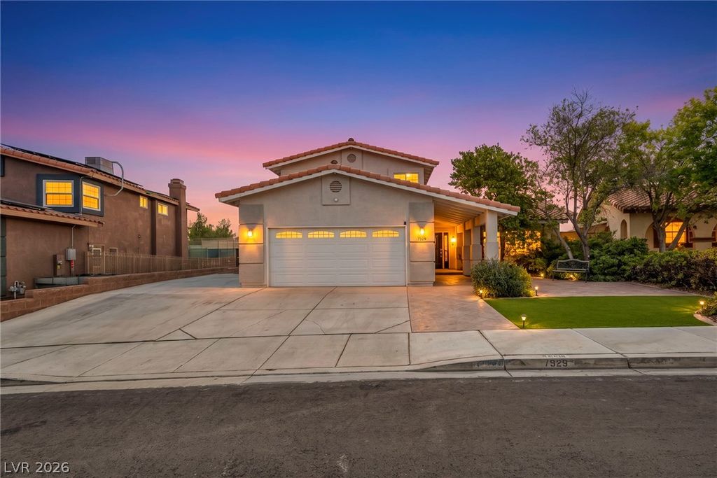 7529 West Gilmore Avenue, Las Vegas, NV 89129 — exterior