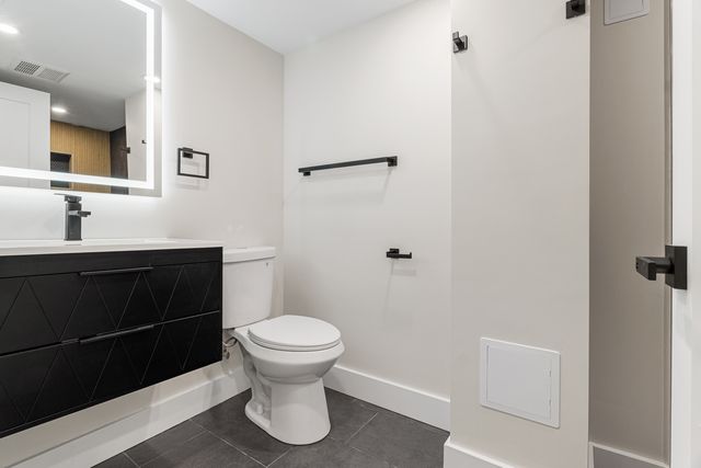 4829 W Strong Street, Chicago, IL 60630