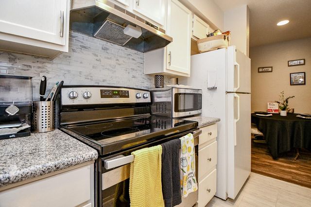 8055 Cambridge Street 22B, Houston, TX 77054