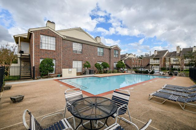 8055 Cambridge Street 22B, Houston, TX 77054