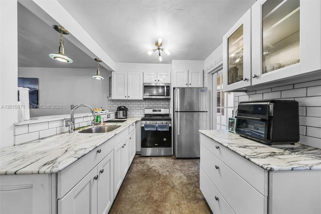 1698 Jefferson Avenue 9, Miami Beach, FL 33139