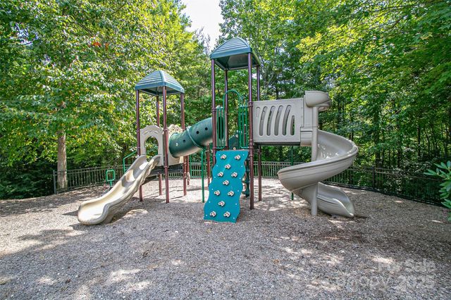 579 Bluemist Way, Arden, NC 28704