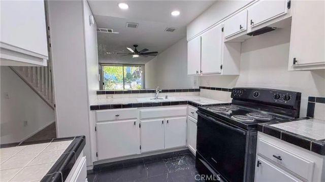 25391 Pine Creek Lane, Wilmington, CA 90744