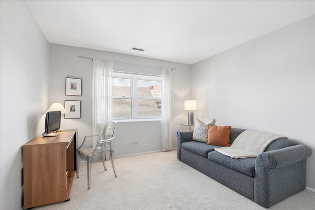 215 Marengo Avenue 3A, Forest Park, IL 60130