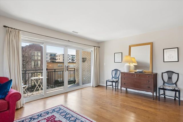 215 Marengo Avenue 3A, Forest Park, IL 60130