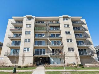 215 Marengo Avenue 3A, Forest Park, IL 60130