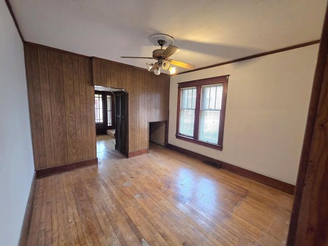 1640 N 69th STREET, Milwaukee, WI 53213