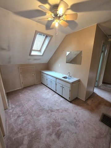 1640 N 69th STREET, Milwaukee, WI 53213