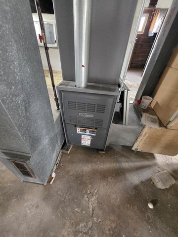 1640 N 69th STREET, Milwaukee, WI 53213