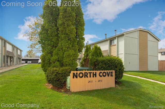 2451 Samoset Road, Royal Oak, MI 48073
