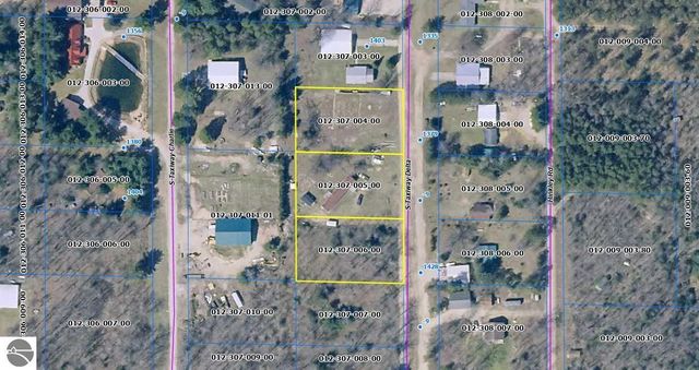 1404 S Taxiway Delta, Lake City, MI 49651