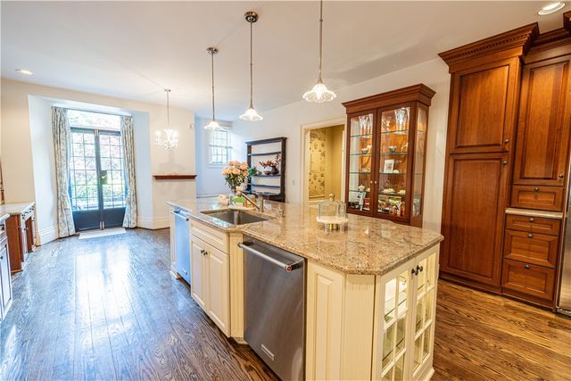 901 East Avenue A, Rochester, NY 14607