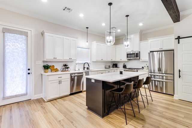 265 Bouverans Circle, Lockport, LA 70374