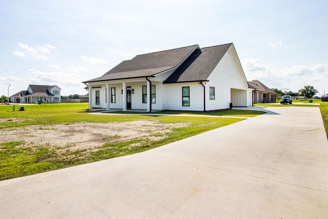 265 Bouverans Circle, Lockport, LA 70374