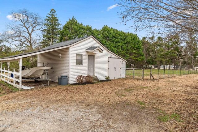 855 Debro Road, Kenly, NC 27542