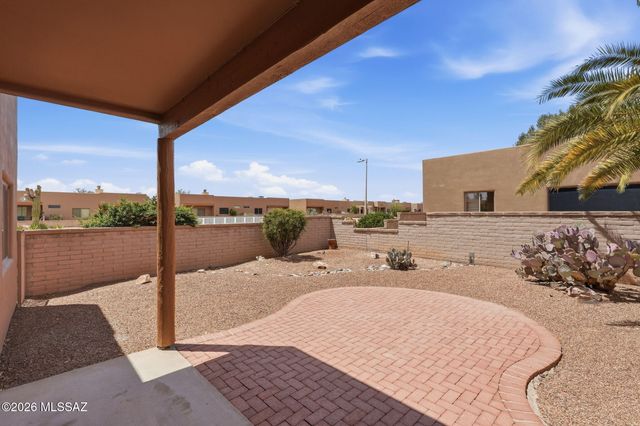 996 W Vía De La Fonda, Green Valley, AZ 85614