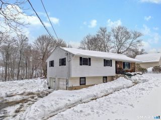 15 Scott Road, Plymouth, CT 06782