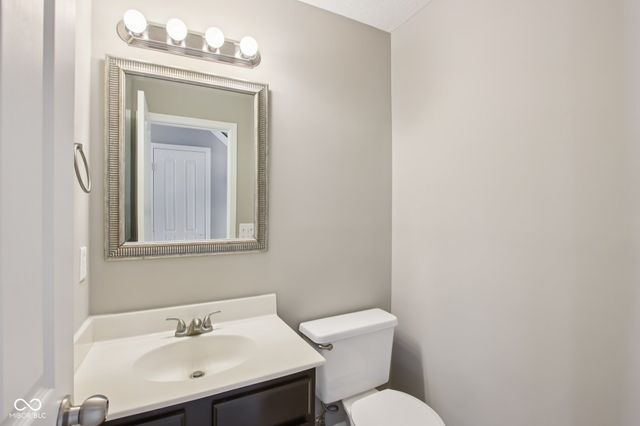 8764 Woodstone Drive, Indianapolis, IN 46256