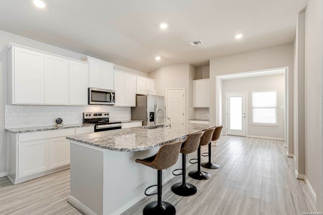 11530 Buffalo Grove, San Antonio, TX 78245