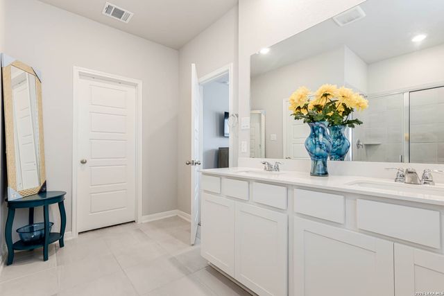 11530 Buffalo Grove, San Antonio, TX 78245