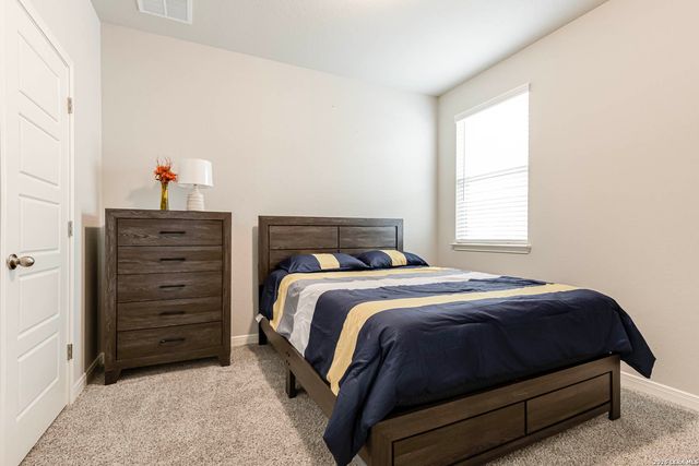 11530 Buffalo Grove, San Antonio, TX 78245