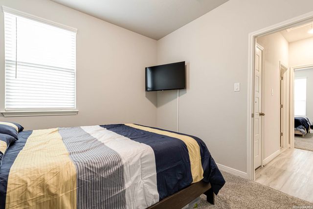 11530 Buffalo Grove, San Antonio, TX 78245