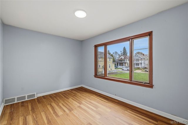 6 Palos Place, Buffalo, NY 14215