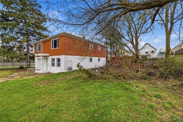 6 Palos Place, Buffalo, NY 14215