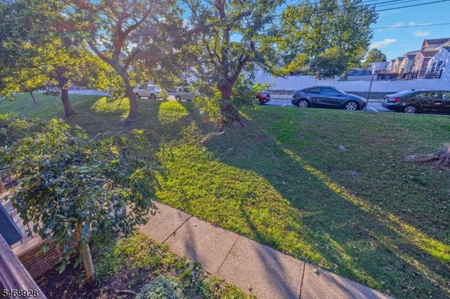 700 Schuyler Ave D24 D24, Kearny Town, NJ 07032