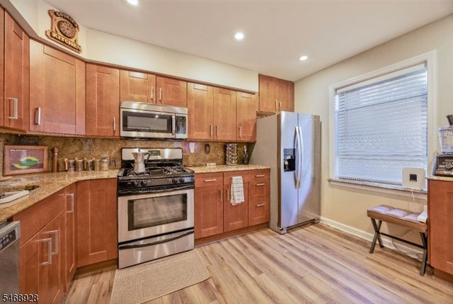 700 Schuyler Ave D24 D24, Kearny Town, NJ 07032