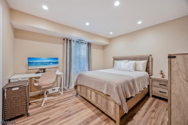 700 Schuyler Ave D24 D24, Kearny Town, NJ 07032