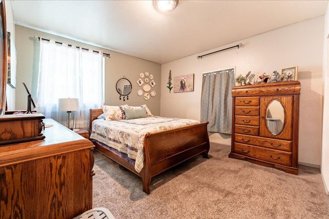 2363 SHEILA WAY, North Pole, AK 99705