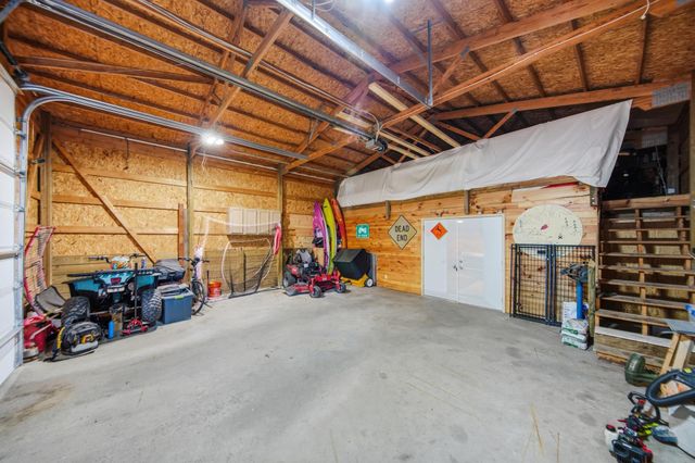 923 Cloverleaf Circle, Hudson, WI 54016