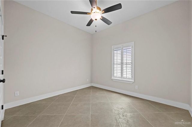 900 S Bicentennial Boulevard, Mcallen, TX 78501